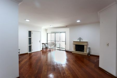 Sala de apartamento à venda com 3 quartos, 124m² em Vila Suzana, São Paulo