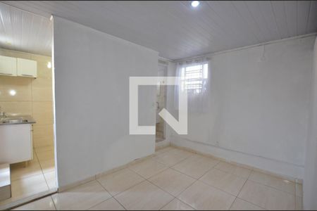 Sala de apartamento para alugar com 1 quarto, 45m² em Marechal Hermes, Rio de Janeiro