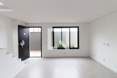 Sala/Cozinha de casa de condomínio para alugar com 2 quartos, 72m² em Vila Rosaria, São Paulo