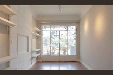 Apartamento à venda com 2 quartos, 117m² em Bela Vista, São Paulo