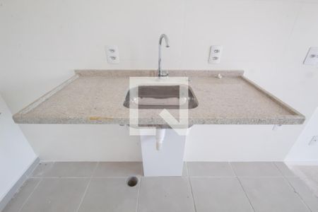 Sala e Cozinha de apartamento à venda com 1 quarto, 28m² em Km 18, Osasco