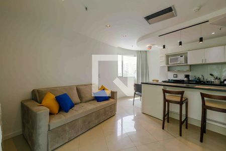 Sala de apartamento para alugar com 1 quarto, 53m² em Barra da Tijuca, Rio de Janeiro