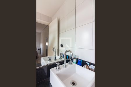 Banheiro da Suíte de apartamento à venda com 2 quartos, 62m² em City Bussocaba, Osasco