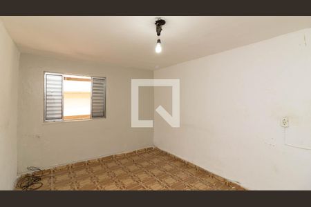 Quarto de casa para alugar com 1 quarto, 25m² em Jardim Santa Maria, São Paulo