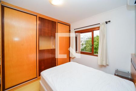 Suíte de apartamento para alugar com 2 quartos, 75m² em Jardim Floresta, Porto Alegre