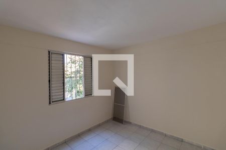 Quarto 2 de apartamento para alugar com 2 quartos, 45m² em Vila Silvia, São Paulo