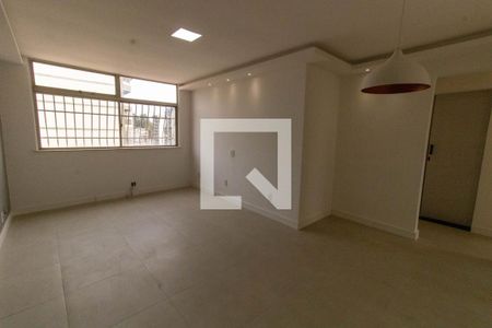 Sala de apartamento à venda com 2 quartos, 84m² em Ingá, Niterói