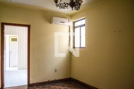 Quarto de apartamento à venda com 3 quartos, 100m² em Farroupilha, Porto Alegre