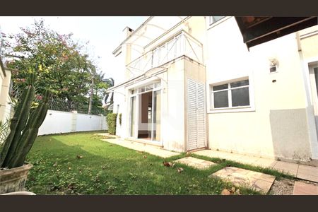 Casa à venda com 4 quartos, 332m² em Jardim Cordeiro, São Paulo