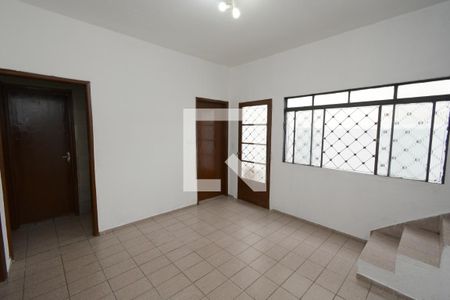 Sala de casa para alugar com 3 quartos, 50m² em Campo Grande, São Paulo