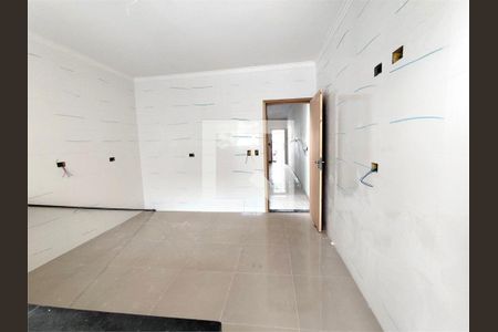 Casa à venda com 3 quartos, 125m² em São Lucas, São Paulo