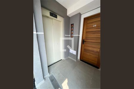 Apartamento à venda com 2 quartos, 38m² em Vila Nivi, São Paulo