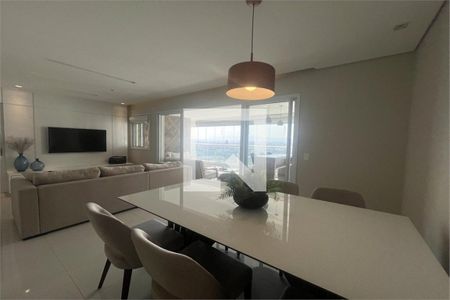 Apartamento à venda com 2 quartos, 117m² em Várzea da Barra Funda, São Paulo