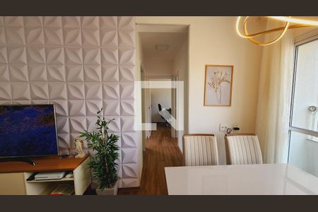 Sala de apartamento à venda com 3 quartos, 54m² em Jardim Carlos Gomes, Jundiaí