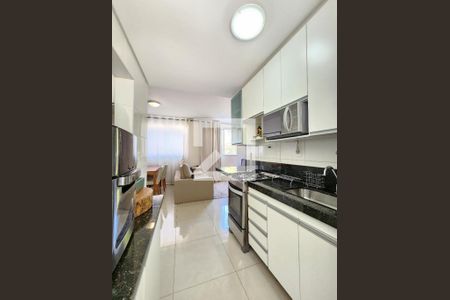 Cozinha de apartamento à venda com 3 quartos, 72m² em Anchieta, Belo Horizonte