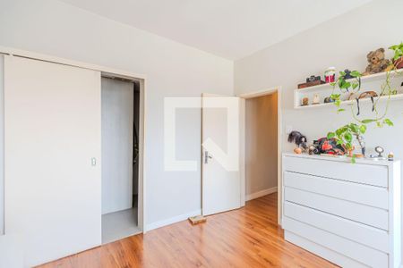 Quarto de apartamento à venda com 1 quarto, 74m² em Centro Histórico, Porto Alegre