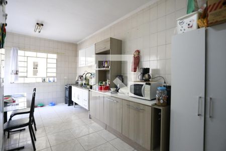 Cozinha  de casa à venda com 3 quartos, 87m² em Jardim Sarah, São Paulo