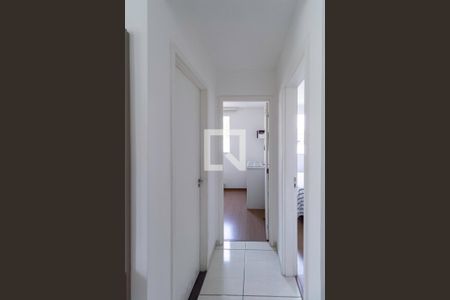 Corredor de apartamento à venda com 2 quartos, 45m² em Bom Jesus, Contagem