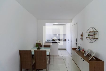 Sala  de apartamento à venda com 2 quartos, 45m² em Bom Jesus, Contagem