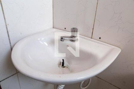 Banheiro de apartamento para alugar com 2 quartos, 45m² em Jardim do Triunfo, Guarulhos