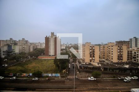 Vista de kitnet/studio para alugar com 1 quarto, 34m² em Vila Ipiranga, Porto Alegre