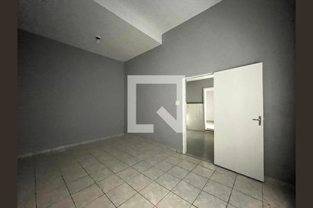 Quarto de casa para alugar com 1 quarto, 50m² em Vila Fachini, São Paulo