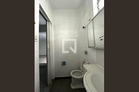 Banheiro  de casa para alugar com 1 quarto, 50m² em Vila Fachini, São Paulo