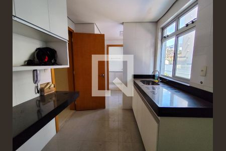 Cozinha de apartamento à venda com 3 quartos, 112m² em Carmo, Belo Horizonte