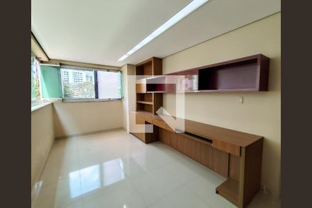 Sala de apartamento à venda com 3 quartos, 112m² em Carmo, Belo Horizonte