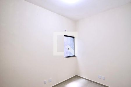 Quarto 2 de apartamento para alugar com 2 quartos, 50m² em Vila Invernada, São Paulo