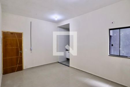 Sala de apartamento para alugar com 2 quartos, 50m² em Vila Invernada, São Paulo