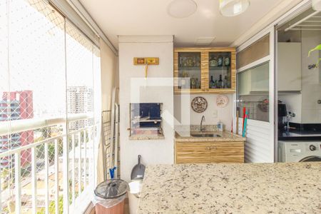 Sacada e Espaço Gourmet de apartamento à venda com 3 quartos, 105m² em Vila Carrão, São Paulo