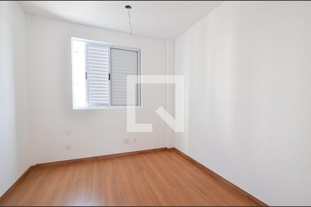 Quarto de apartamento à venda com 3 quartos, 90m² em Cidade Nova, Belo Horizonte