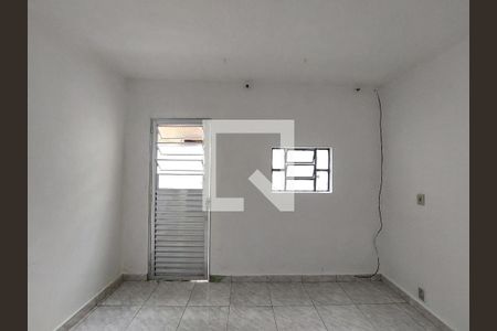 Sala de casa para alugar com 1 quarto, 30m² em Campo Grande, São Paulo