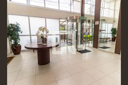 Apartamento à venda com 32m², 1 quarto e 1 vaga Apartamento à venda com 32m², 1 quarto e 1 vagaÁrea comum - Hall