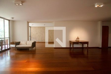 Sala de casa à venda com 6 quartos, 415m² em Vila Ida, São Paulo