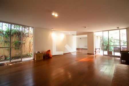 Sala de casa à venda com 6 quartos, 415m² em Vila Ida, São Paulo