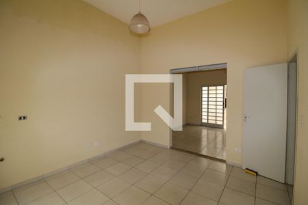 Sala de casa para alugar com 2 quartos, 250m² em Santa Teresinha, São Paulo