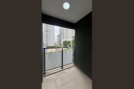 Sacada de kitnet/studio para alugar com 1 quarto, 26m² em Pinheiros, São Paulo