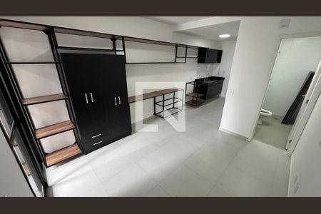 Quarto/Studio de kitnet/studio para alugar com 1 quarto, 26m² em Pinheiros, São Paulo