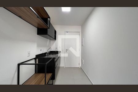 Cozinha de kitnet/studio para alugar com 1 quarto, 26m² em Pinheiros, São Paulo