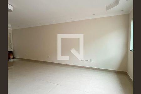 Sala de casa à venda com 3 quartos, 200m² em Vila Comercial, São Paulo