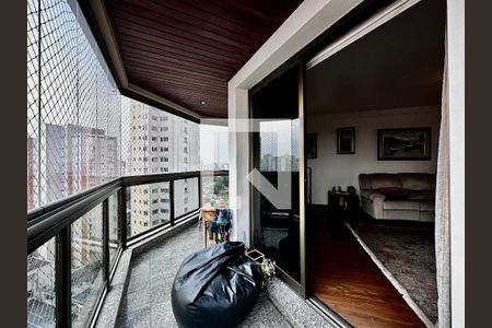 Sacada de apartamento à venda com 3 quartos, 180m² em Vila Congonhas, São Paulo