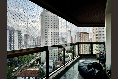 Sacada de apartamento à venda com 3 quartos, 180m² em Vila Congonhas, São Paulo