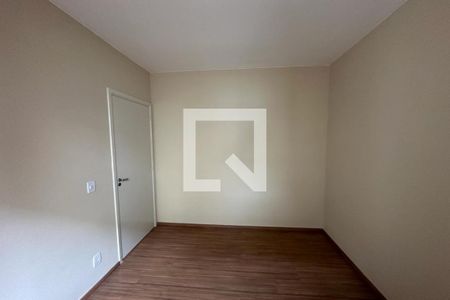 Dormitório 01 de apartamento para alugar com 2 quartos, 45m² em Jardim Heitor Rigon, Ribeirão Preto