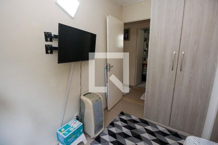 Quarto 1 de apartamento à venda com 3 quartos, 68m² em Parque Pinheiros, Taboão da Serra