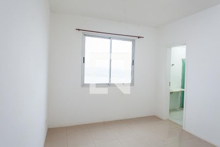 Apartamento à venda com 90m², 3 quartos e 2 vagas Apartamento à venda com 90m², 3 quartos e 2 vagasSuíte