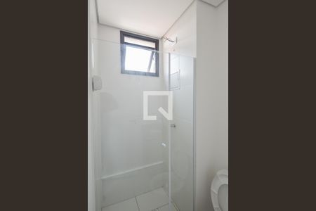 Banheiro de kitnet/studio para alugar com 1 quarto, 25m² em Centro, São Bernardo do Campo