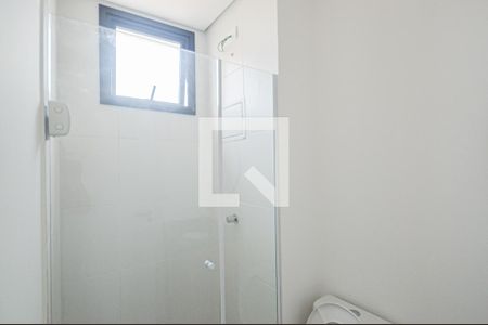 Banheiro de kitnet/studio para alugar com 1 quarto, 21m² em Vila Campestre, São Bernardo do Campo