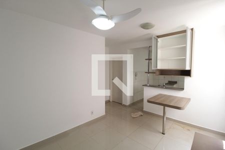 Sala de apartamento para alugar com 2 quartos, 49m² em Santa Mônica, Uberlândia